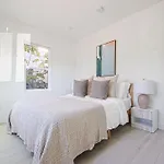 Cozy Retreat W Pool Prime Location