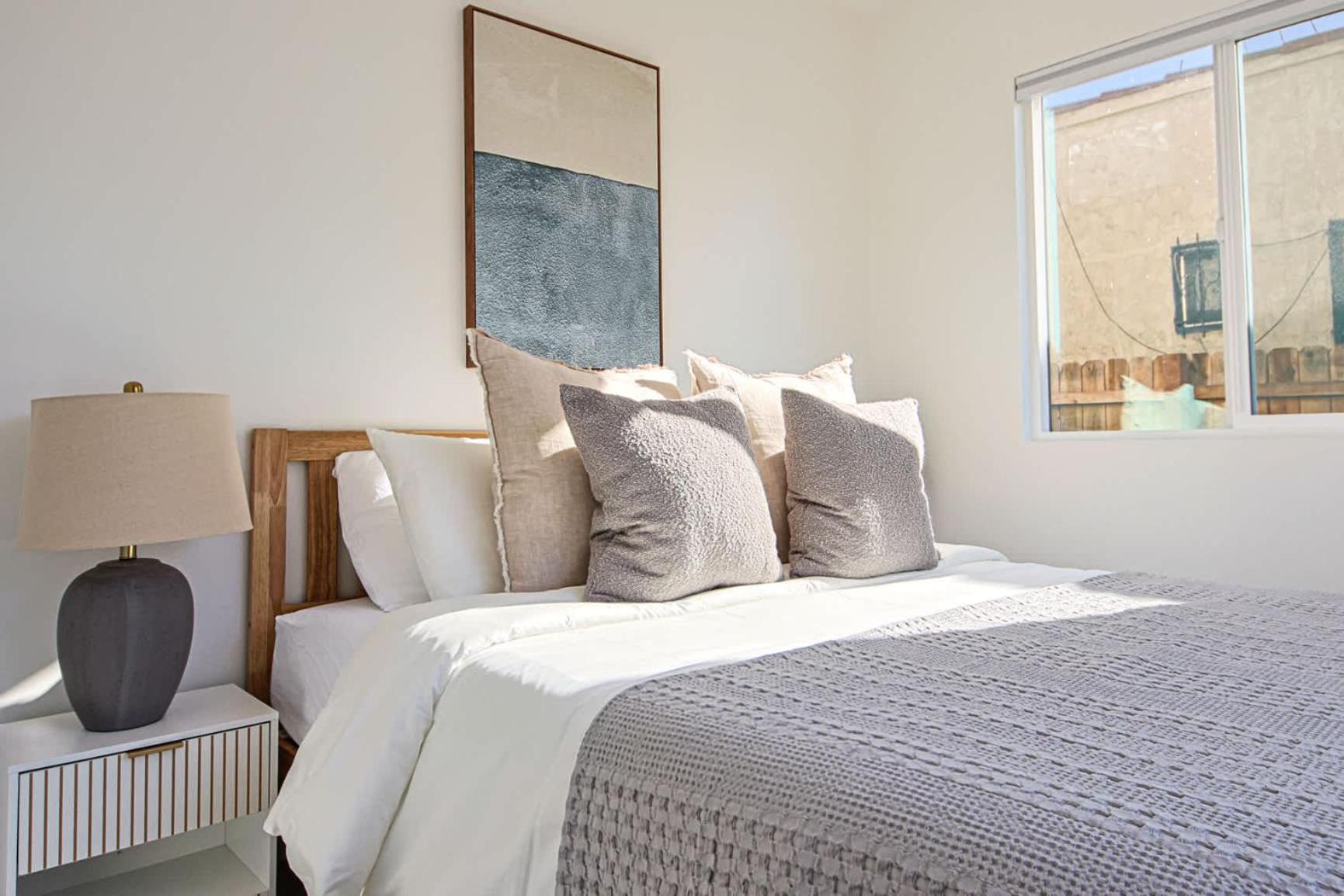 Cozy Retreat W Pool Prime Location *